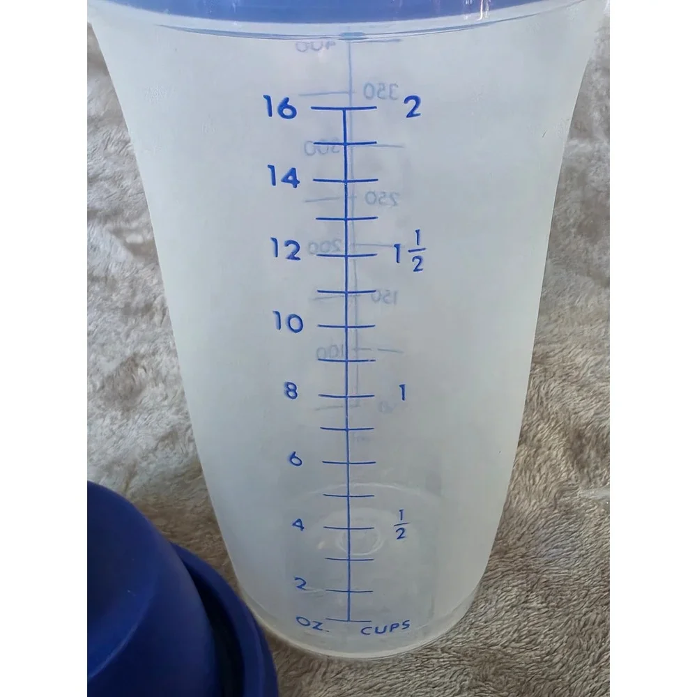 Tupperware Quick Shake Container 500ml 16oz Blue Clear 844-4 with Whisk Ball
